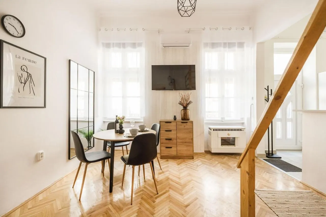 Balint Budapest Apartment Next To Synagogue, Best Location In City Center